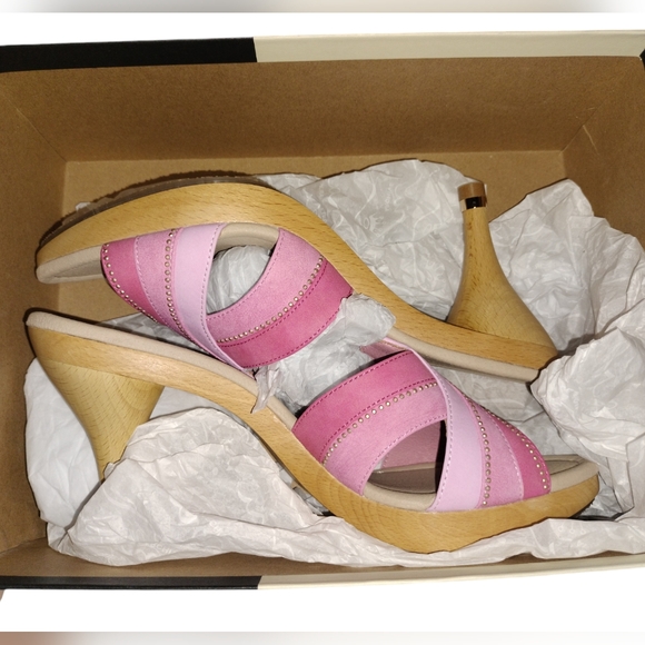 NIB LIMITED EDITION Nina Archive Reina Barbie Pink Suedette heels new size 7 - Picture 8 of 10